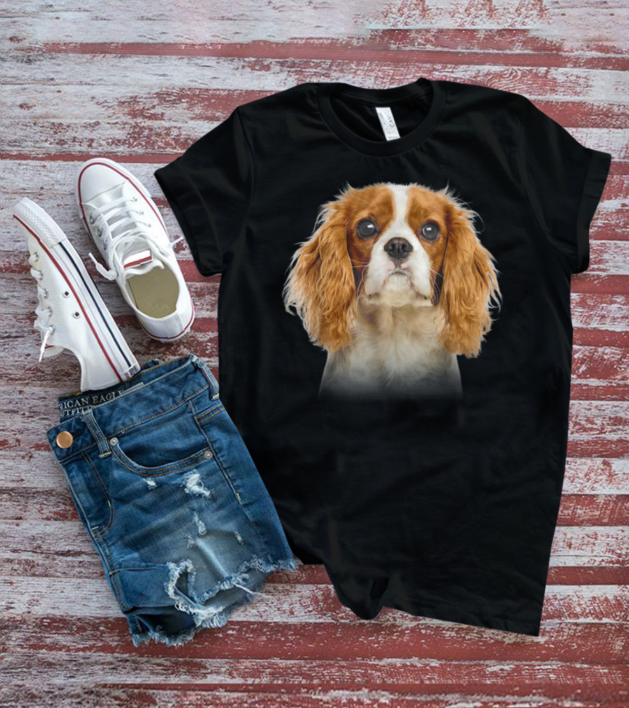 Cavalier King Charles Spaniel Face Close-Up Image T-Shirt