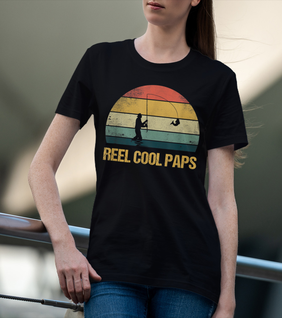 Reel Cool Paps Funny Fishing Retro Father's Day T-Shirt
