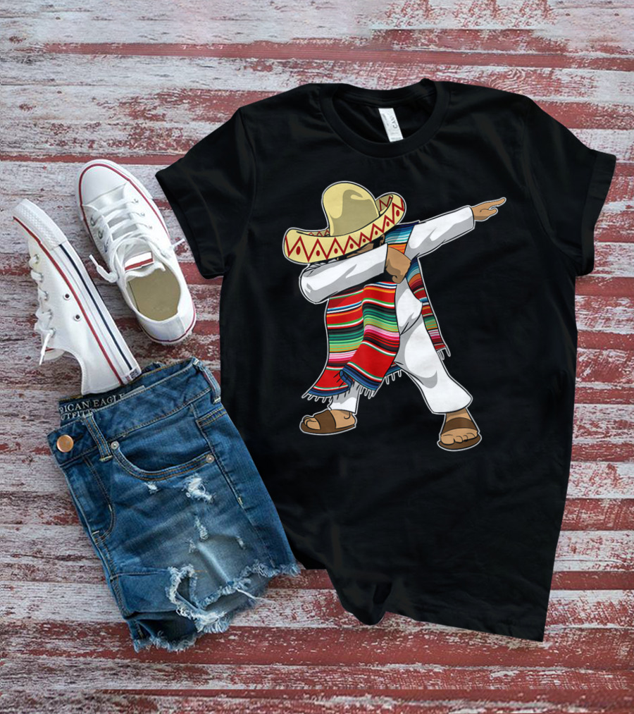Mexican Poncho Dabbing Sombrero Cinco De Mayo T-Shirt