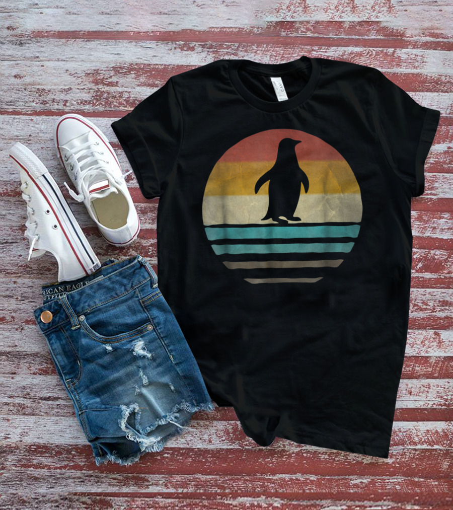 Penguins Vintage 70s Sunset Stripes T-Shirt