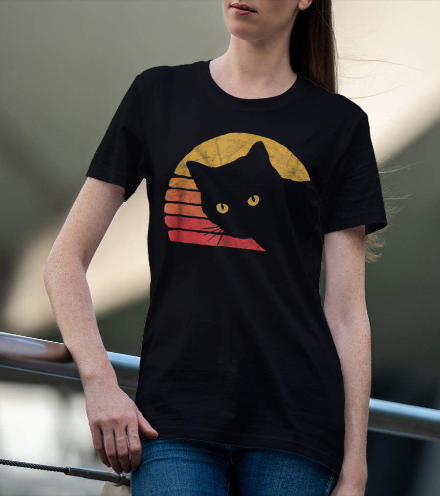 Vintage Eighties Style Cat Distressed Silhouette Retro Sunset T-Shirt