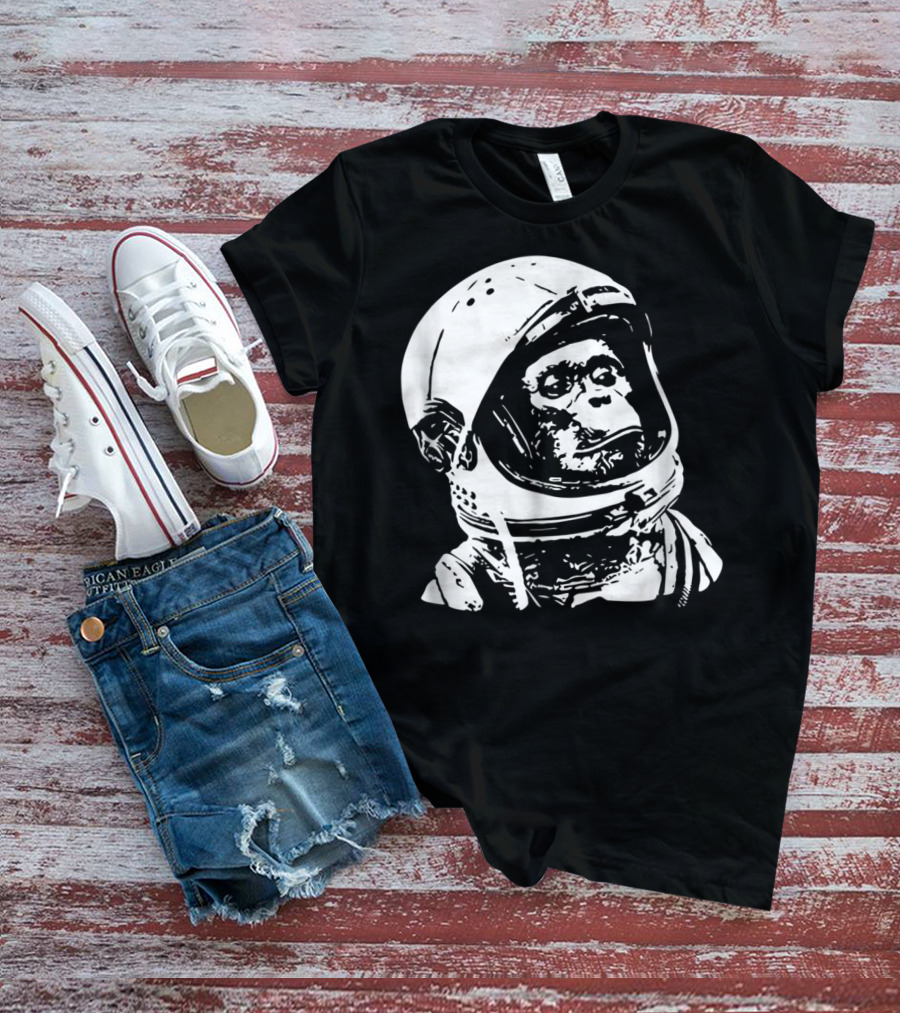 Vintage Space Astronaut Monkey Iconic Exploration T-Shirt