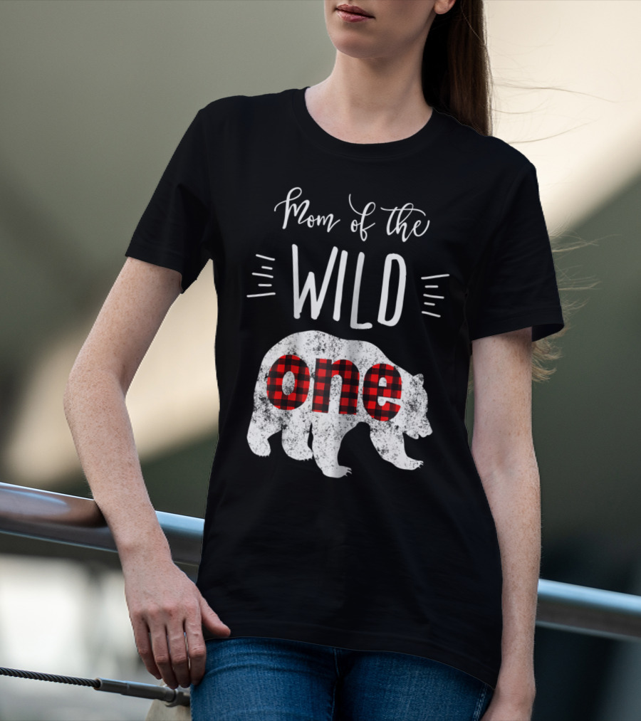 Mom Of The Wild One Bear Lumberjack Plaid T-Shirt