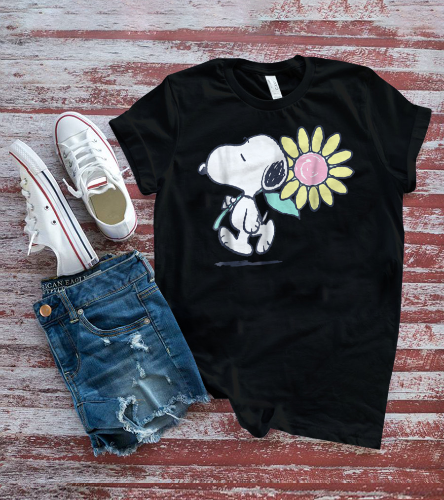Peanuts Snoopy Walking With Pink Daisy Flower T-Shirt