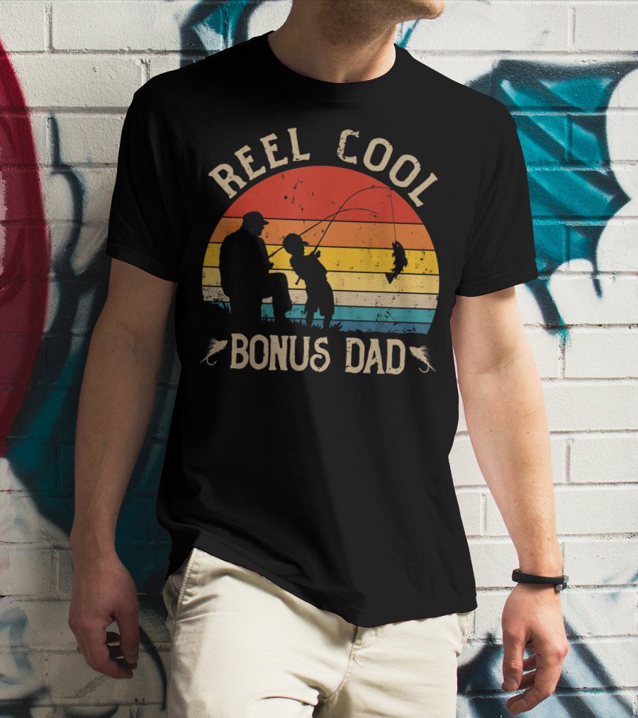Reel Cool Bonus Dad Fishing Vintage Sunset T-Shirt