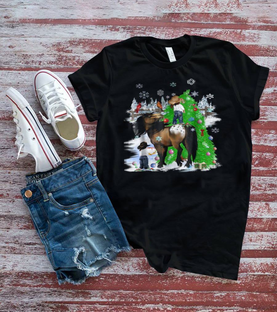 Holiday Cowboy Christmas Scene With Horse Snowflakes And Tree T-Shirt