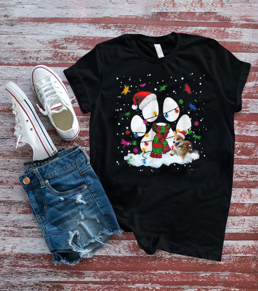 Santa Corgi Paw Print Christmas Lights Snowflakes T-Shirt