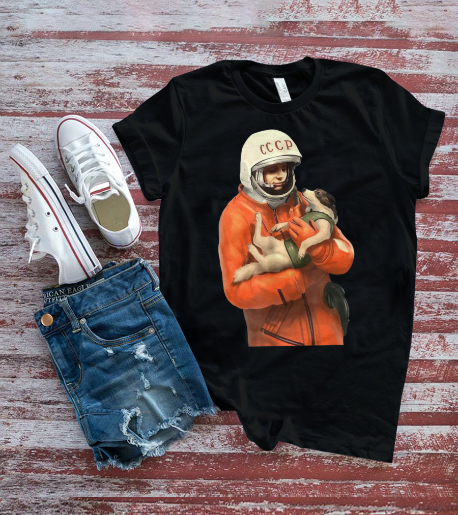 Soviet Space Gagarin USSR CCCP Cosmonaut With Dog In Orange Suit T-Shirt
