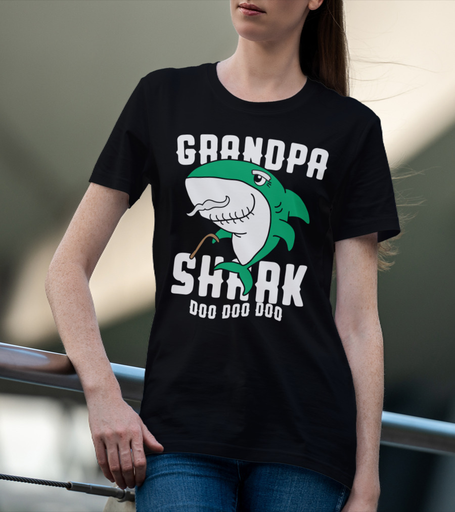 Grandpa Shark Doo Doo Doo Halloween Chr Dad Grandfather T-Shirt