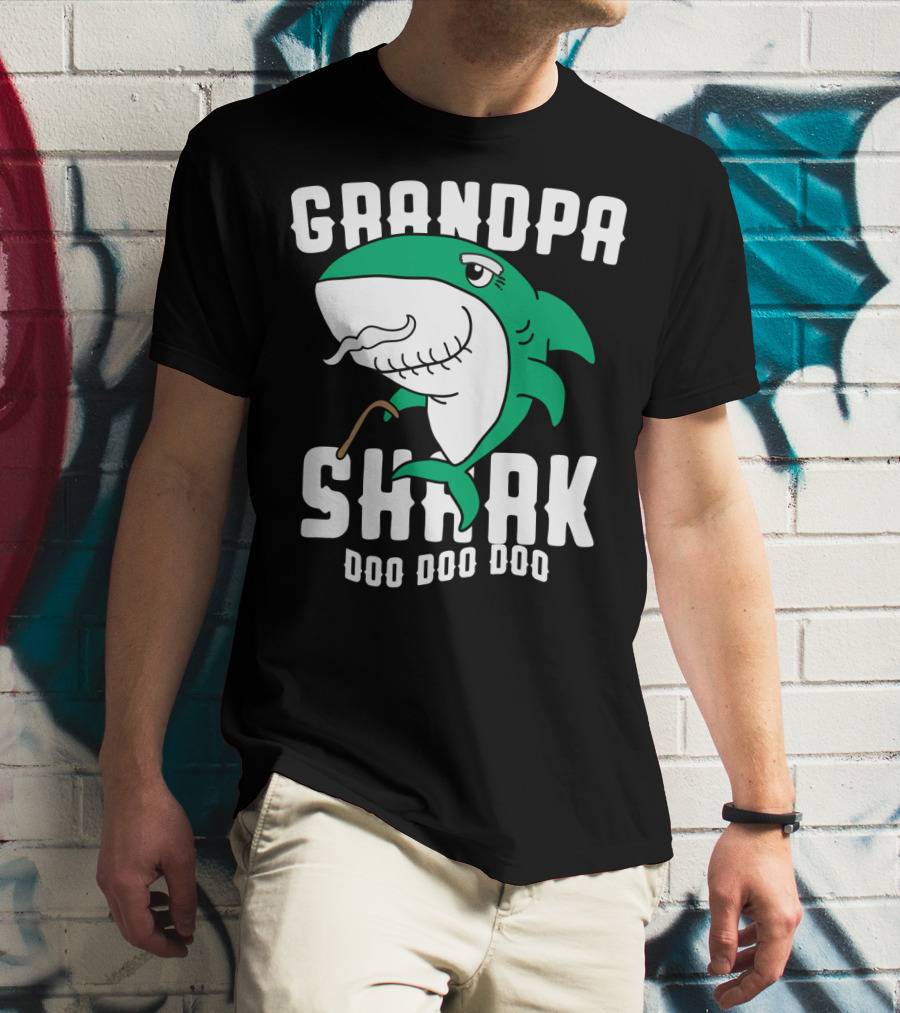 Grandpa Shark Doo Doo Doo Halloween Chr Dad Grandfather T-Shirt