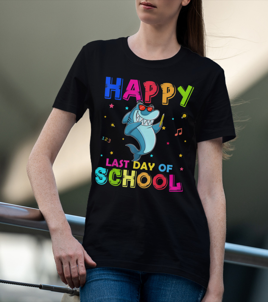 Happy Last Day Of School Dabbing Shark 123 Music Notes T-Shirt