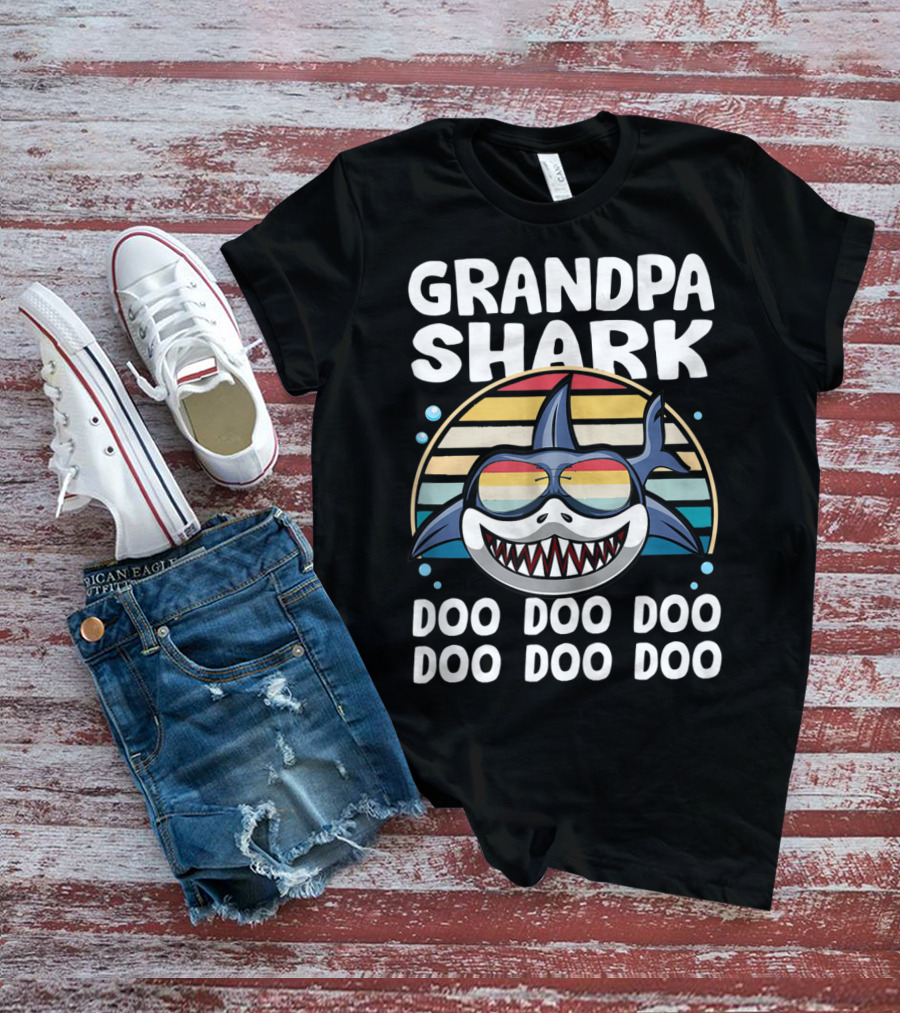 Grandpa Shark Doo Doo Doo Retro Style With Sunglasses T-Shirt