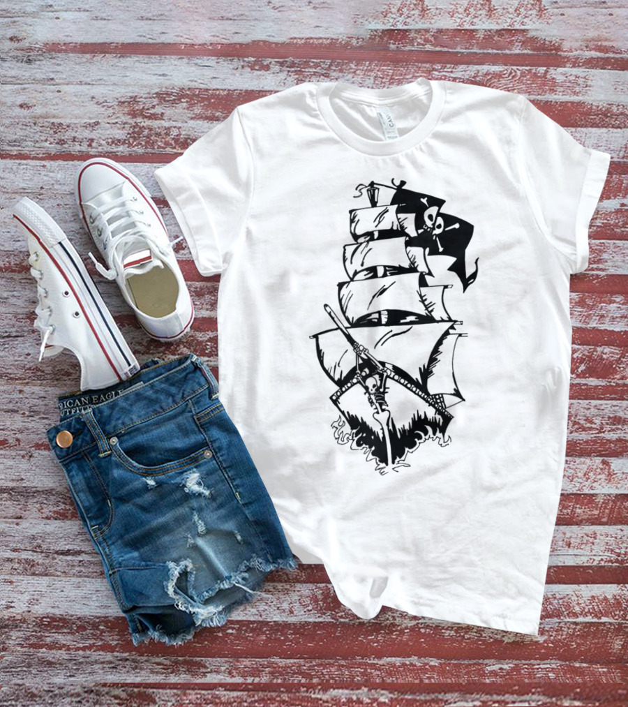 Pirate Ship With Jolly Roger Flag And Skeleton Captain T-Shirt