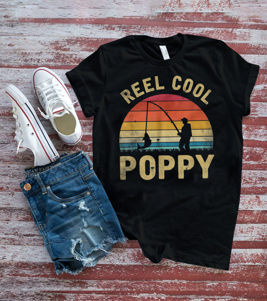Reel Cool Poppy Vintage Fishing Silhouette Retro Sunset T-Shirt