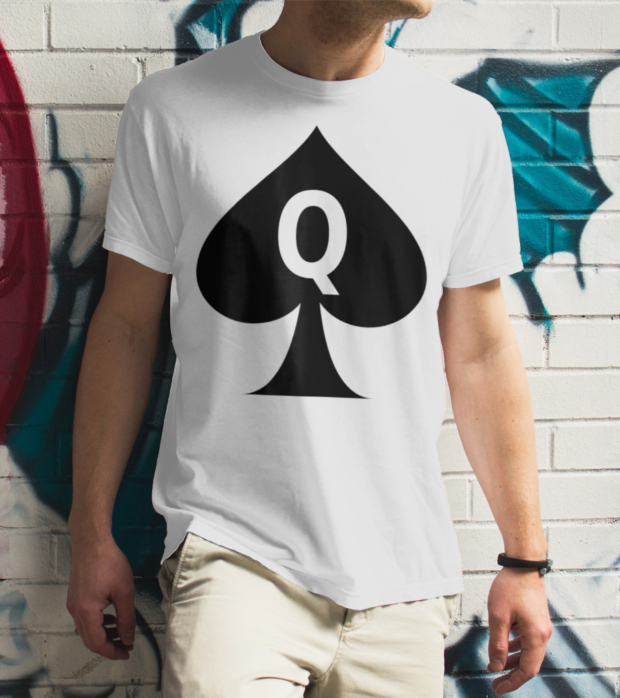 Queen Of Spades Q Symbol Hotwife Clothing T-Shirt