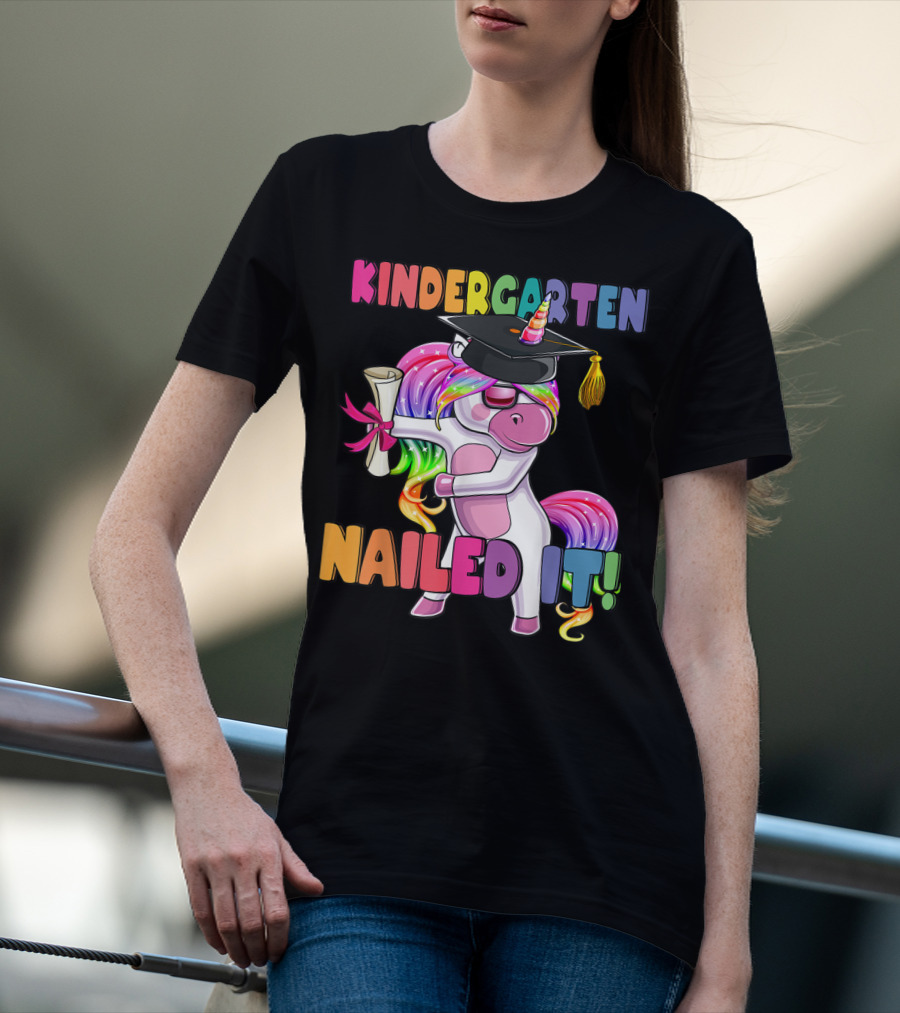 Kindergarten Nailed It Flossing Unicorn Graduation T-Shirt