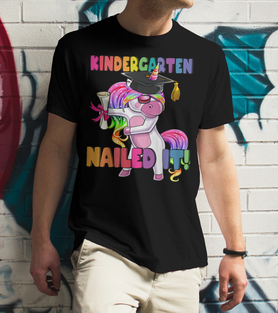 Kindergarten Nailed It Flossing Unicorn Graduation T-Shirt