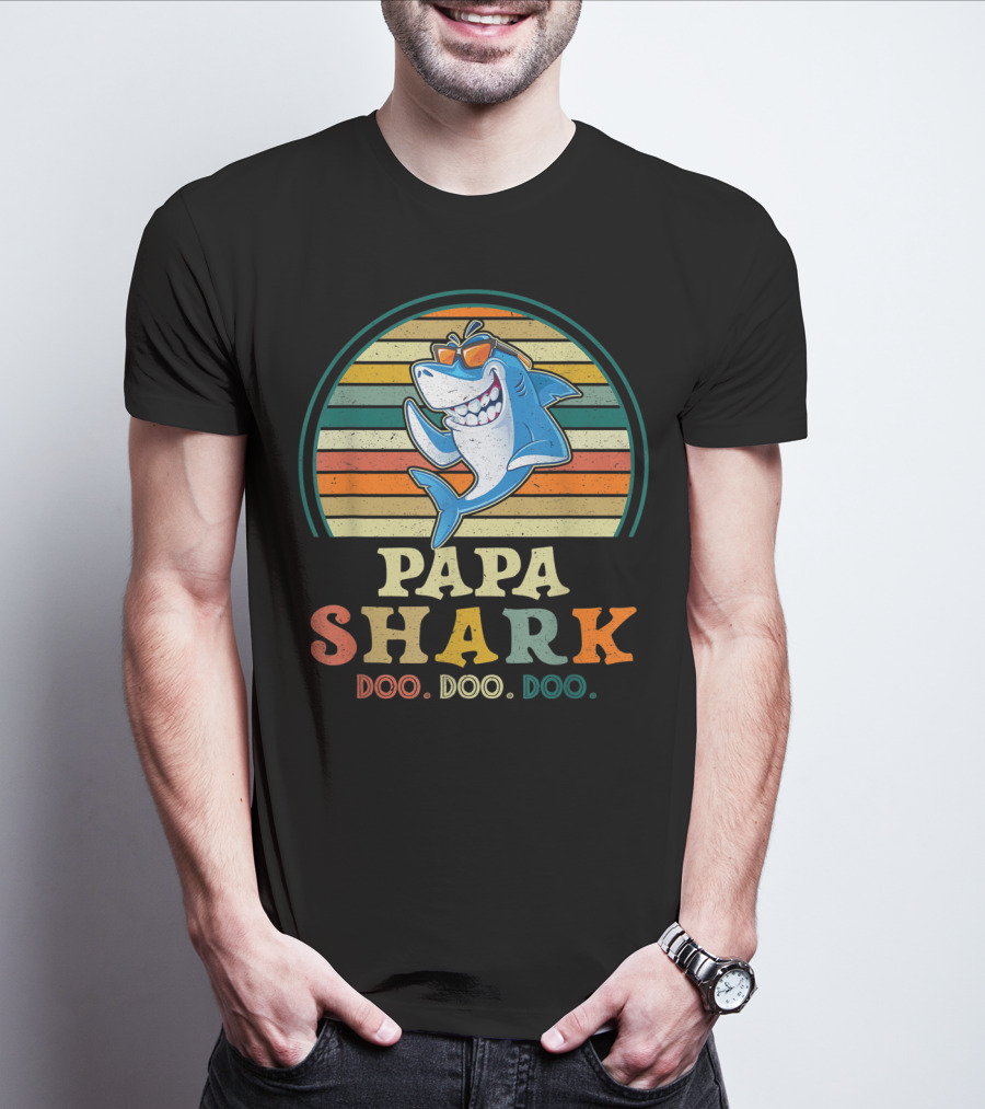 Papa Shark Doo Doo Doo Baby Mommy Funny Retro Stripes T-Shirt