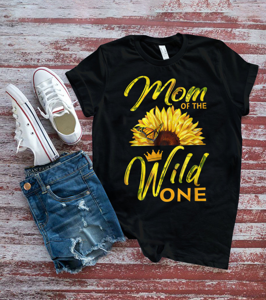 Mom Of The Wild One Sunflower Monarch Butterfly Crown T-Shirt