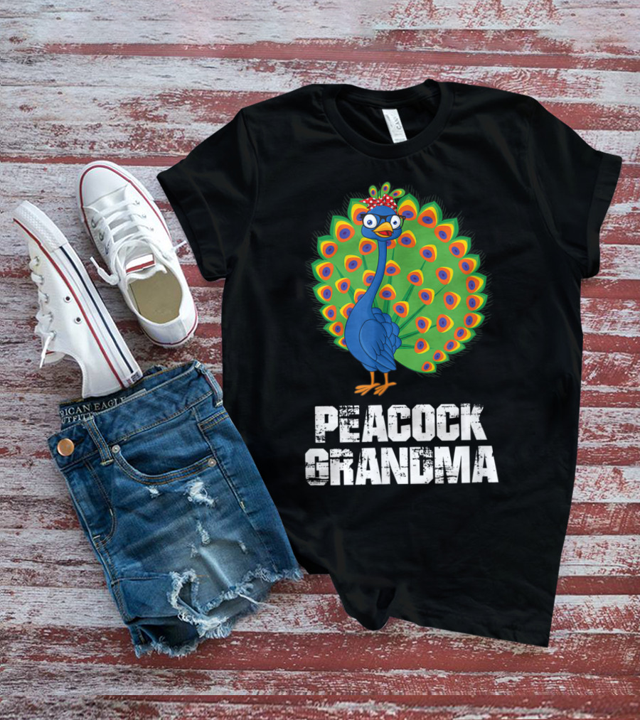Peacock Grandma Birthday Nana T-Shirt