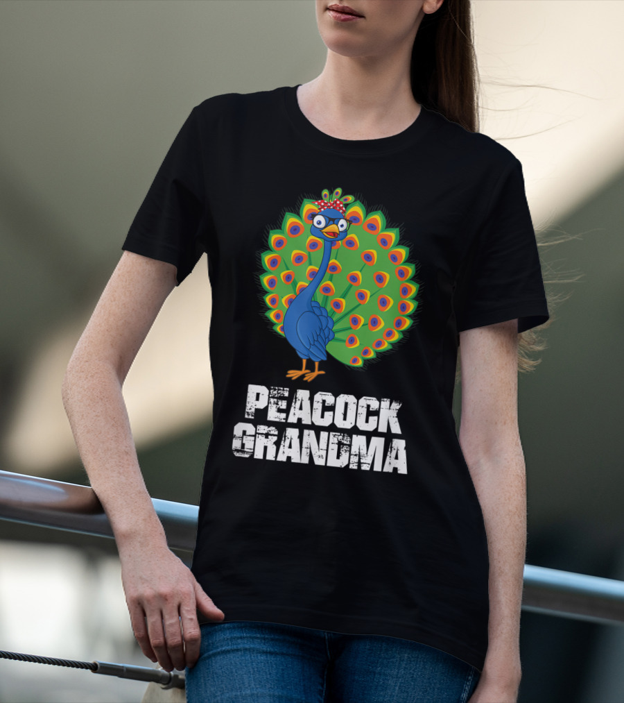 Peacock Grandma Birthday Nana T-Shirt