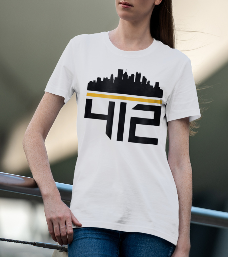 Pittsburgh Skyline 412 Steel City Black And Gold T-Shirt