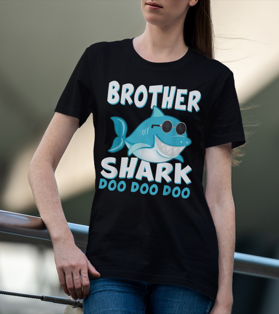 Brother Shark Doo Doo Doo Retro Vintage Father's Day T-Shirt