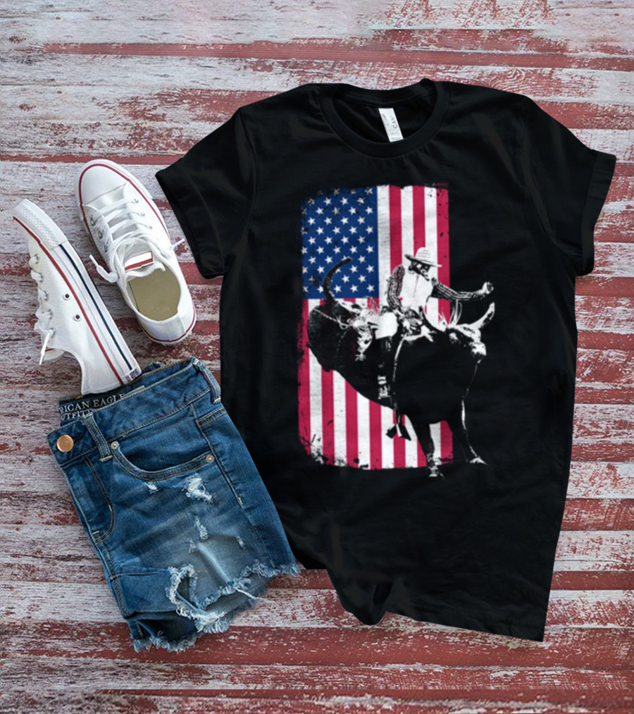 Rodeo Bull Rider American Flag Cowboy Patriot T-Shirt