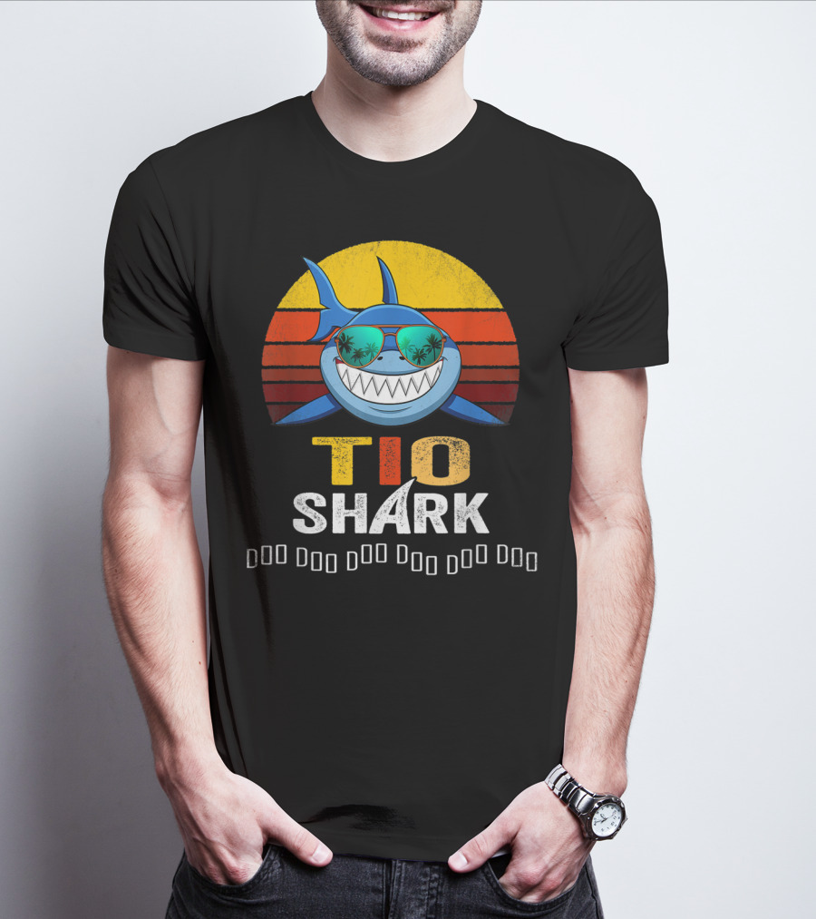Tio Shark Retro Style Cool Sunglasses And Palm Trees T-Shirt