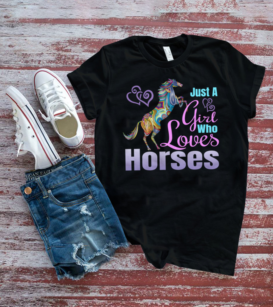 Just A Girl Who Loves Horses Colorful Patterned Horse With Hearts T-Shirt
