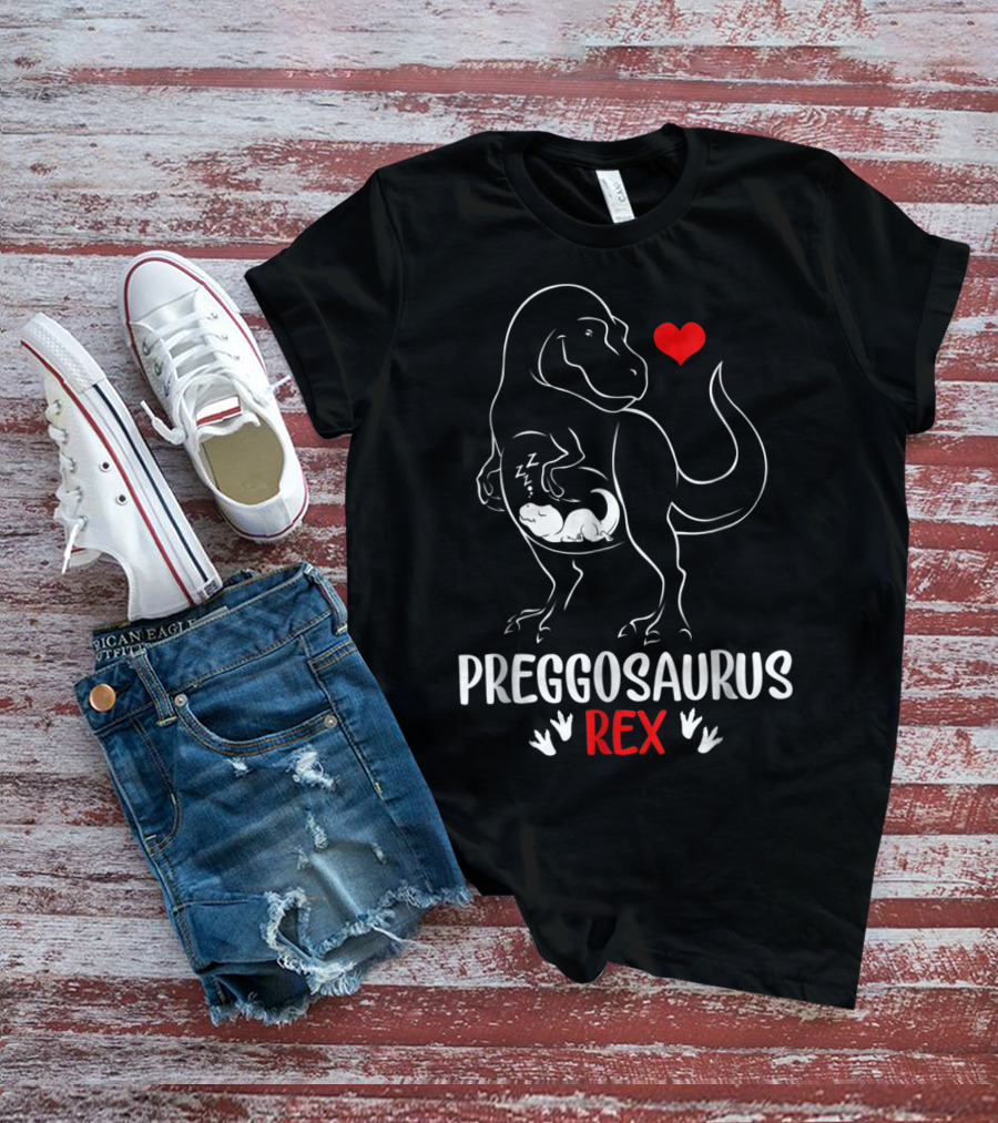 Pregosaurus Rex Heart Pregnant Mom Dinosaur With Baby T-Shirt