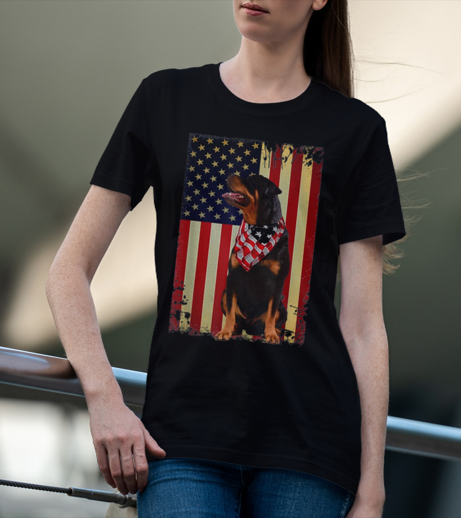 Rottweiler Smile American Flag Patriotic Independence T-Shirt