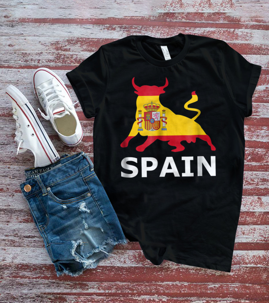 Spain Bull With Spanish Flag Crest T-Shirt