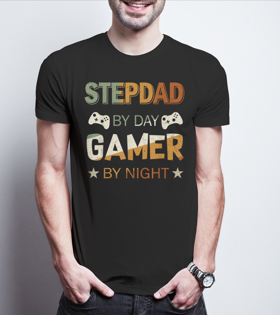Stepdad By Day Gamer By Night Game Controller Stars T-Shirt