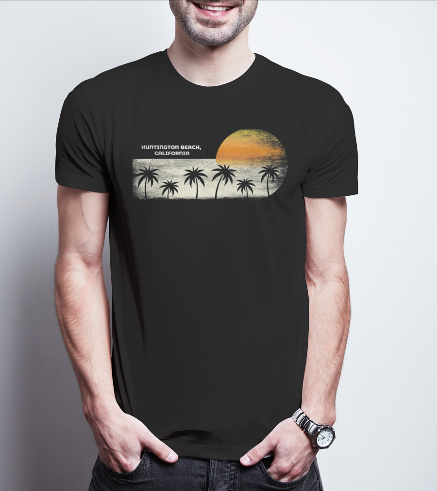 Huntington Beach California Vintage Ocean Sunset With Palm Trees T-Shirt