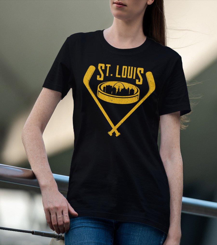 St Louis Missouri Skyline Vintage Hockey T-Shirt
