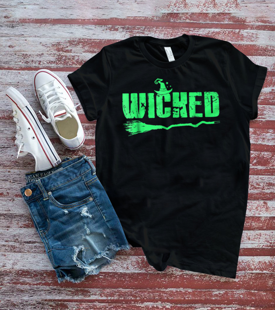 Wicked Green Witch Hat Broomstick Halloween Magic T-Shirt