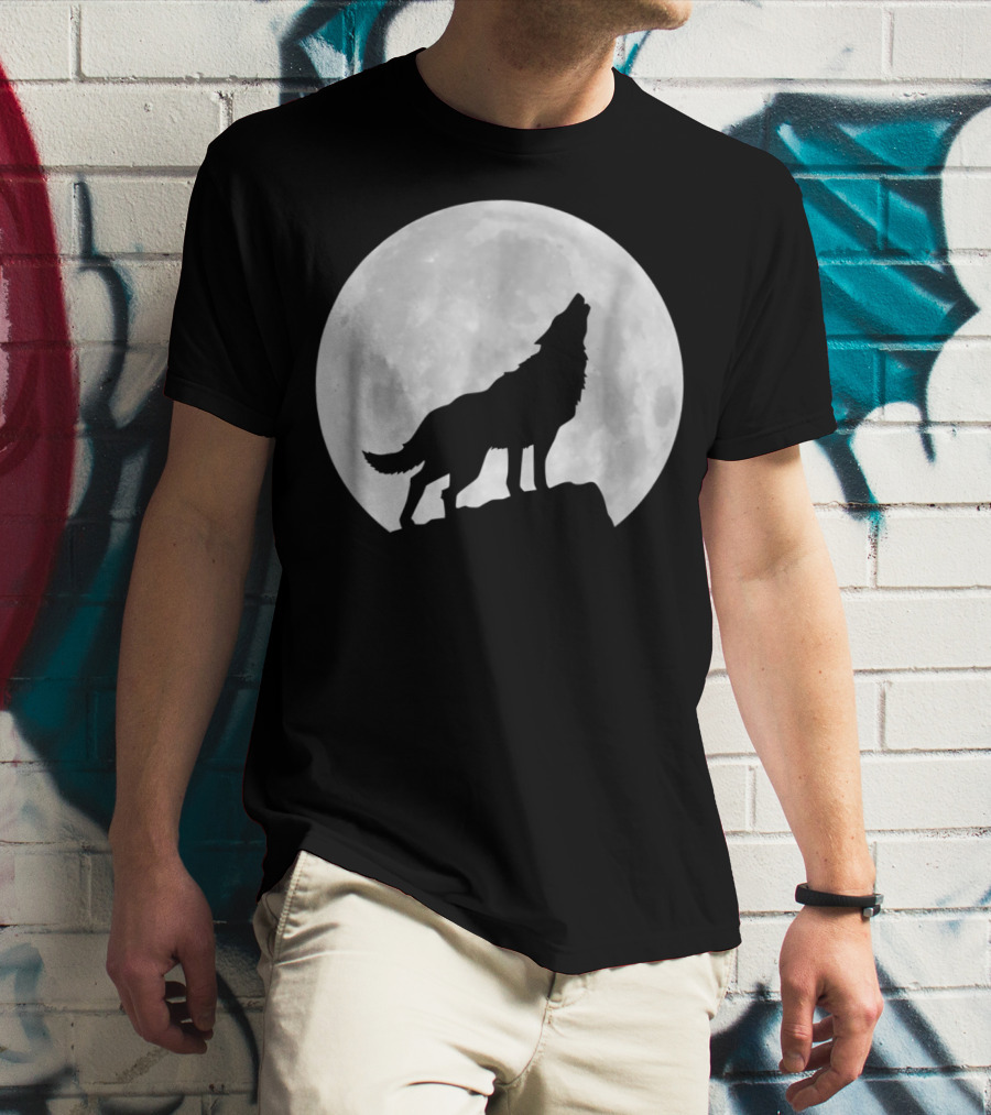 Wolf Howling At Full Moon Spirit Animal T-Shirt