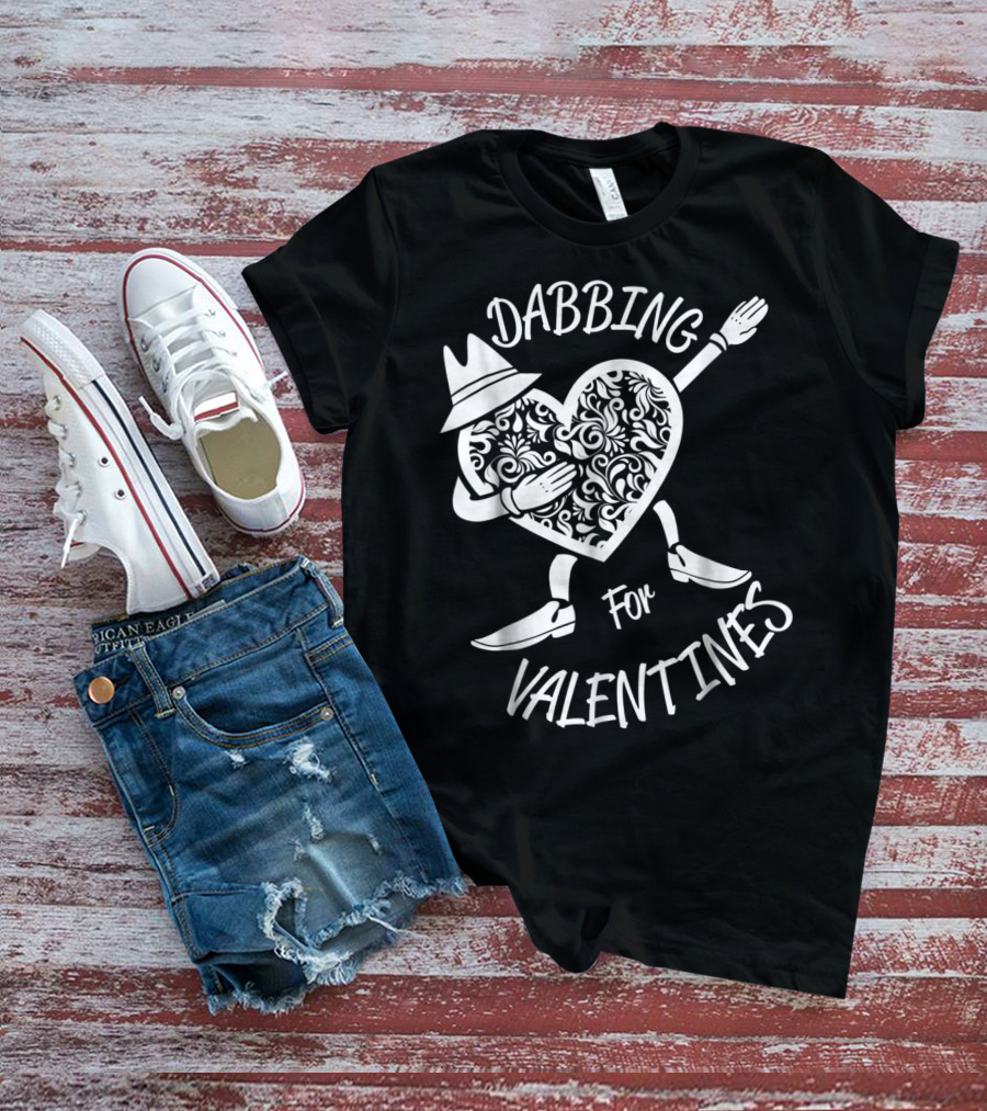 Dabbing For Valentines Heart Day Boyfriend T-Shirt