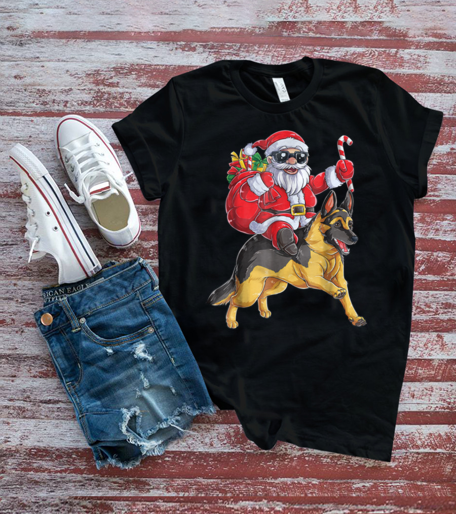 German Shepherd Christmas Santa Claus Riding With Candy Cane Woofmas T8 T-Shirt