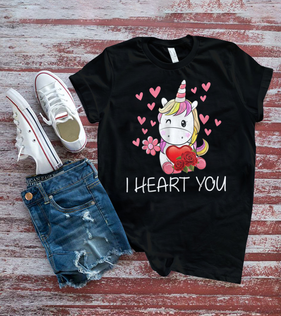 Girls Cute Unicorn I Heart You Roses Hearts T-Shirt
