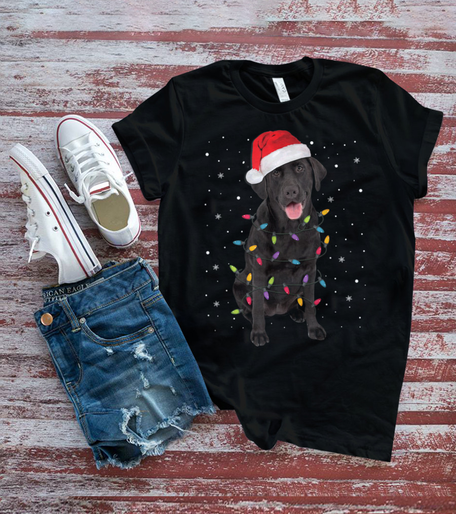 Christmas Black Labrador Retriever With Santa Hat And Holiday Lights T-Shirt