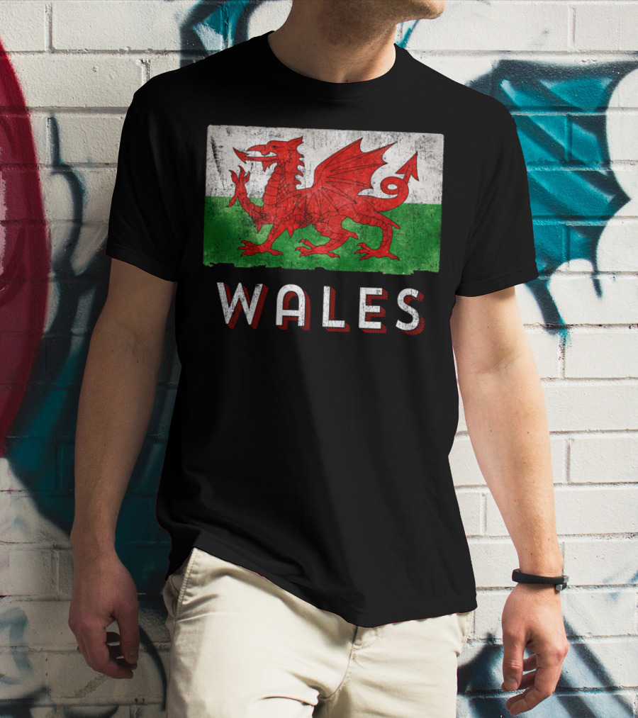 Wales Cymru Rugby Welsh Red Dragon Green Flag T-Shirt