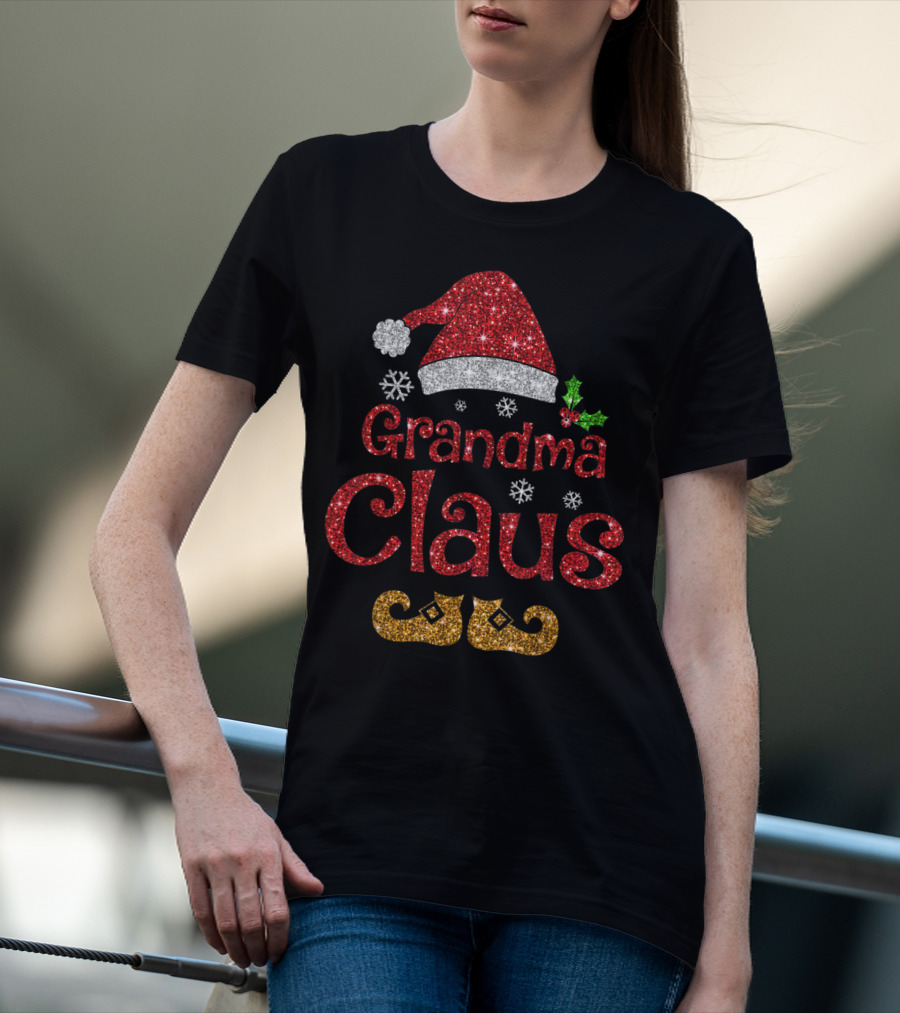 Grandma Claus Sparkly Santa Hat And Shoes Holiday Cheer T-Shirt