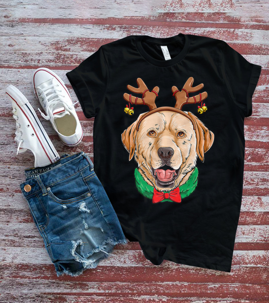Labrador With Christmas Reindeer Antlers And Bow Tie Dog Xmas O7 T-Shirt