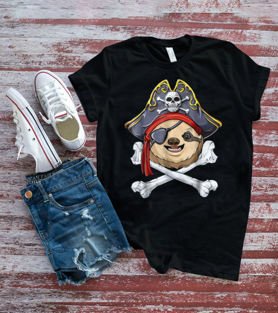 Pirate Sloth With Jolly Roger Skull And Crossbones T-Shirt