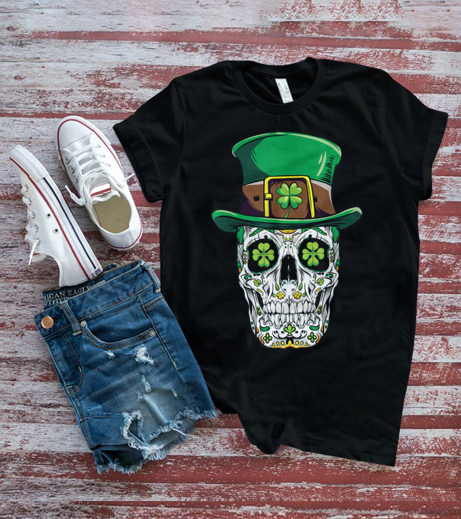 Sugar Skull Clover Top Hat T-Shirt