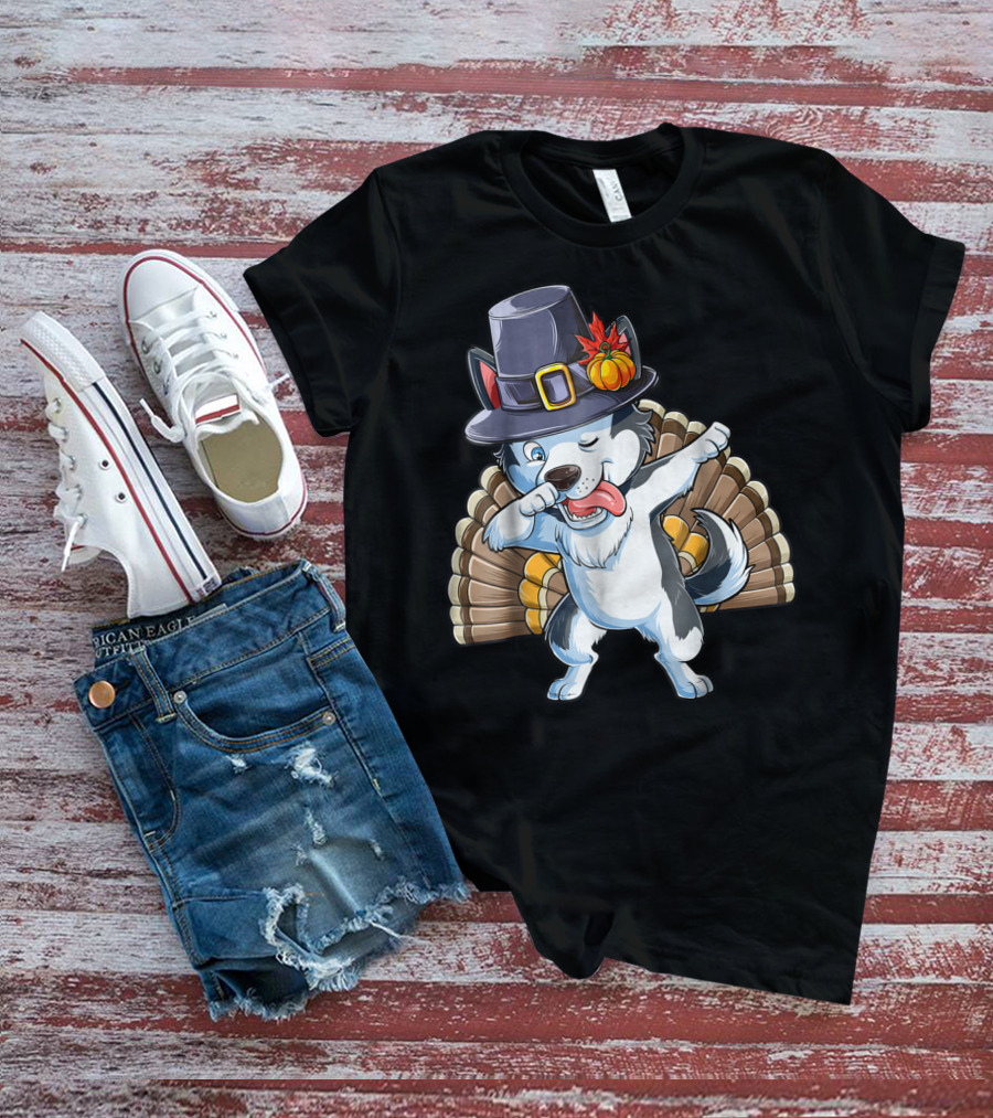 Thanksgiving Dabbing Siberian Husky In Pilgrim Hat With Turkey Feathers T-Shirt
