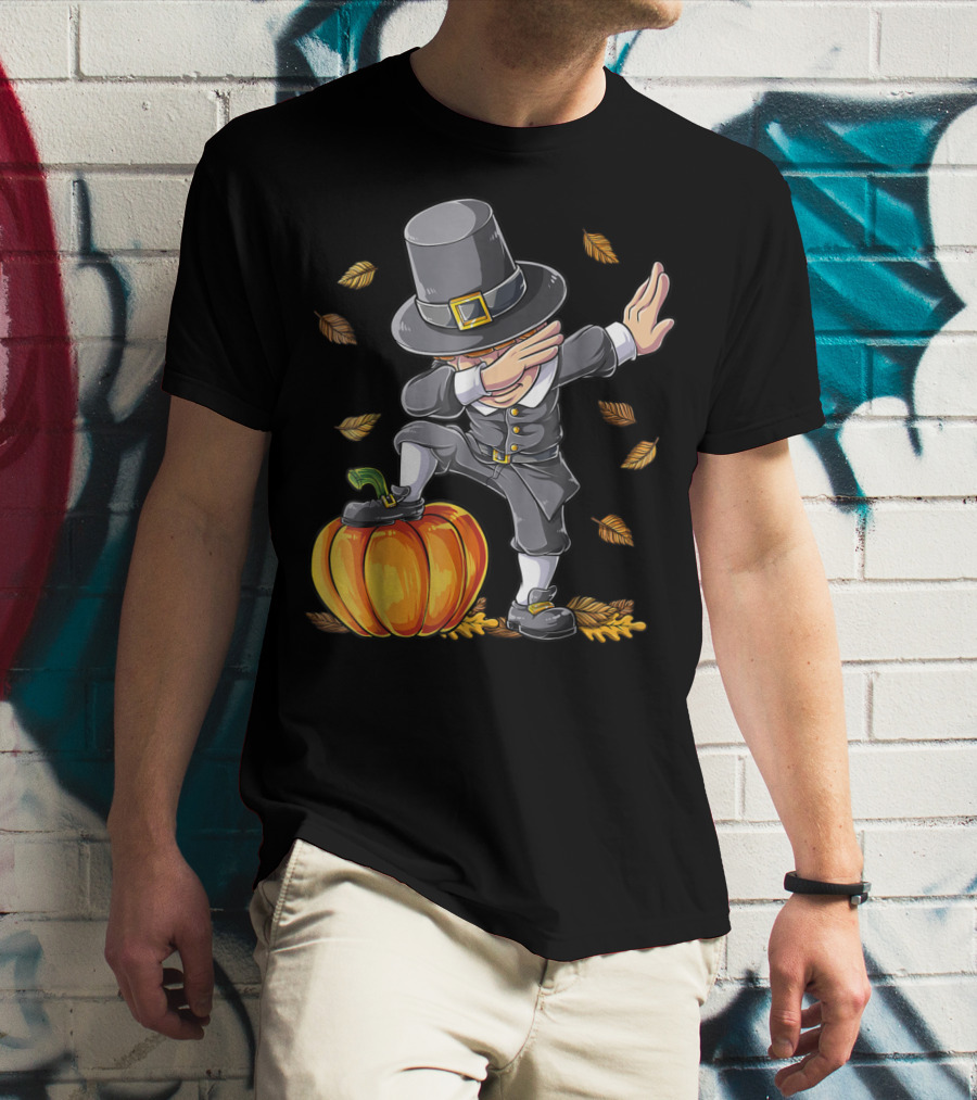 Thanksgiving Pilgrim Dabbing Kid With Pumpkin And Autumn Leaves T-Shirt