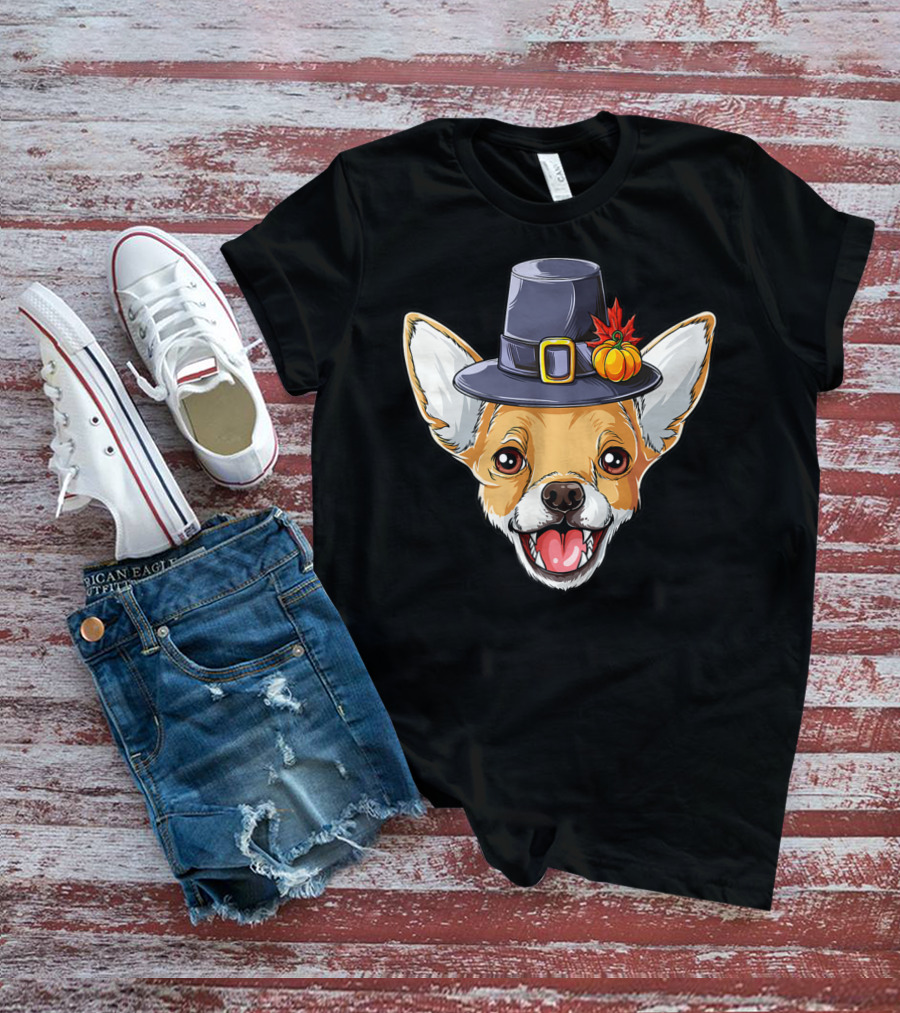 Pilgrim Hat Chihuahua With Thanksgiving Pumpkin And Leaf T-Shirt